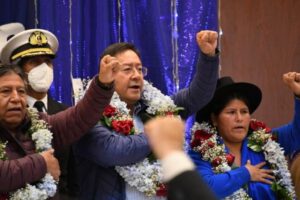 Apoyo a Luis Arce por Bartolina Sisa