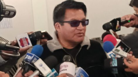 Reunión obligatoria del MAS convocada por Renán Cabezas