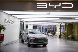 BYD amenaza el liderazgo de Tesla en el mercado de vehículos eléctricos