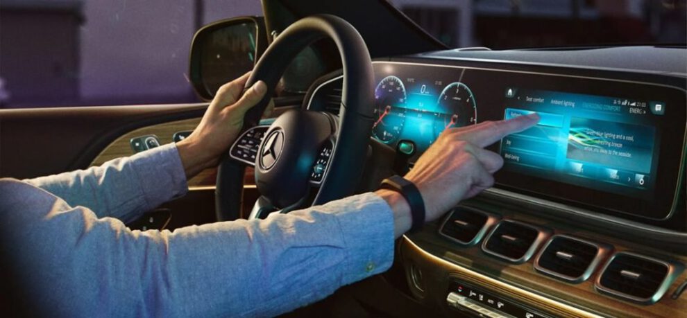 ChatGPT en Mercedes-Benz como asistente en coches