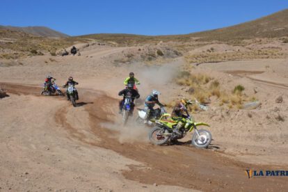Vargas destacado motociclismo Oruro