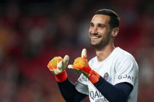 Sergio Rico sale del coma tras accidente con caballo