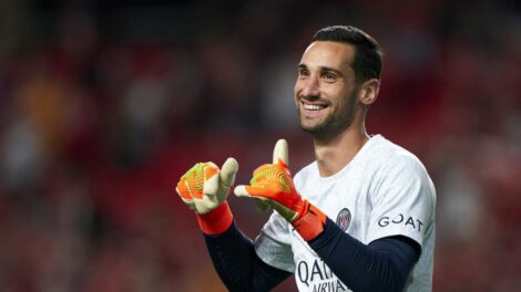 Sergio Rico sale del coma tras accidente con caballo