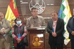 Rodrigo Paz presentará solicitud de resolución y medidas cautelares por la Ley 065 de Pensiones