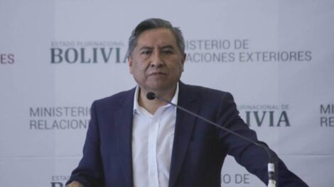 Rogelio Mayta denuncia desconocimiento del exmandatario sobre realidad de Bolivia