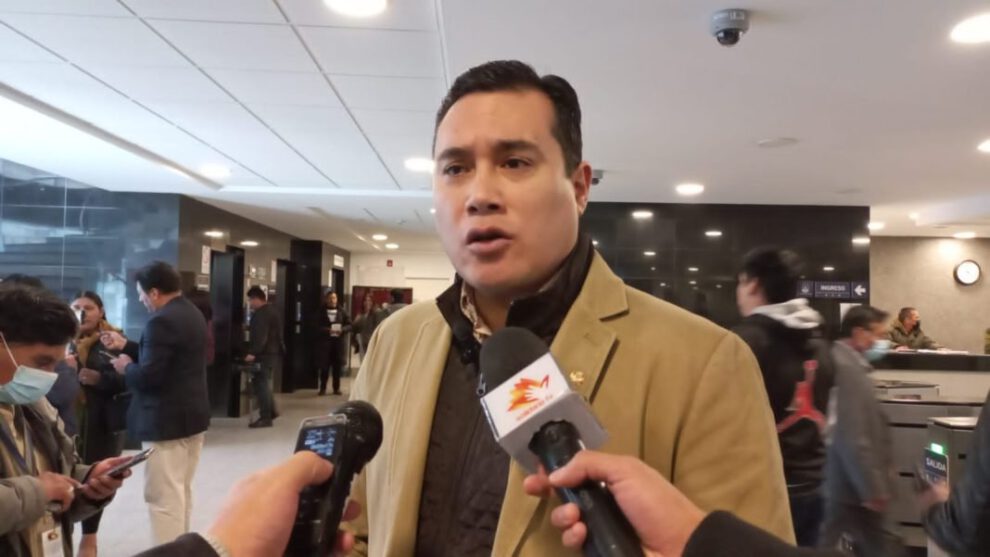 Gasto mensual de energía en la ALP por el diputado Óscar Balderas