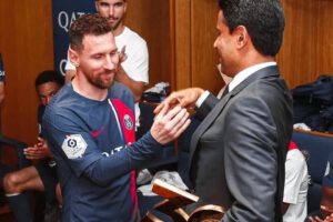 Neymar subastó premio PSG Messi