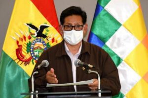 Ministro de Educación condena la violencia en unidades educativas