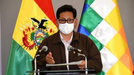 Ministro de Educación condena la violencia en unidades educativas