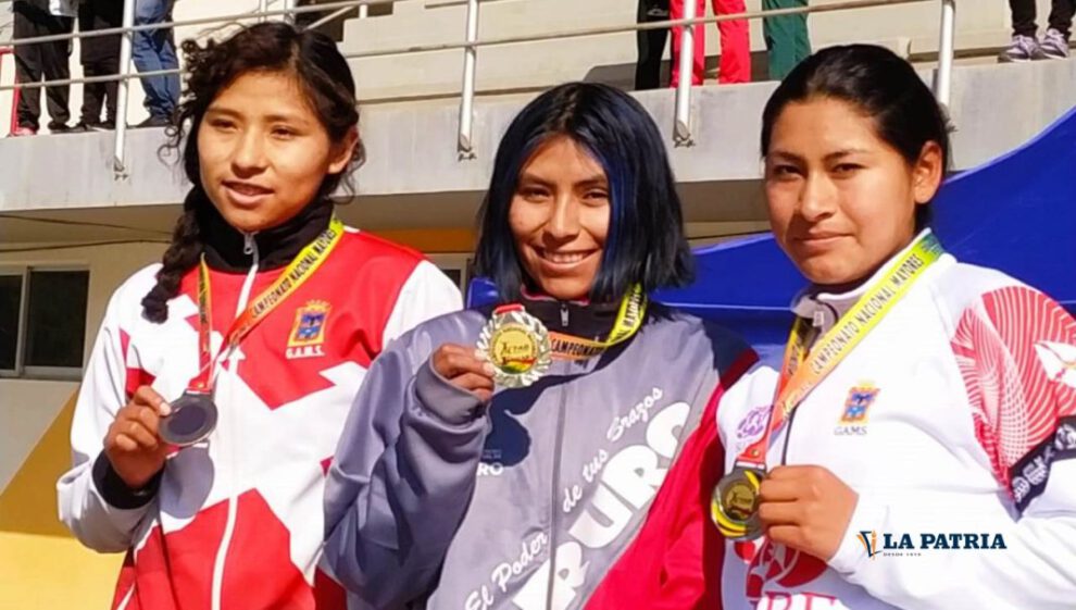 Mayra Quispe campeona nacional de Marcha