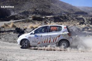 Cuarta prueba departamental de automovilismo en Oruro
