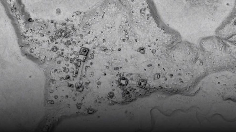 Descubrimiento de la ciudad maya Ocomtún en México
