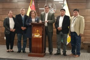 Aumento salarial de legisladores del MAS