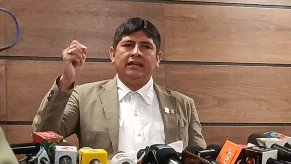Censura Ministro de Gobierno según Rolando Cuellar