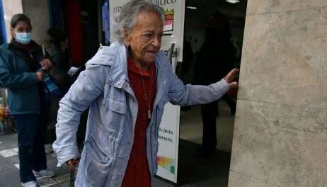 Vigilia de Amparo Carvajal en puertas de la Fiscalía