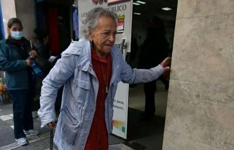 Vigilia de Amparo Carvajal en puertas de la Fiscalía