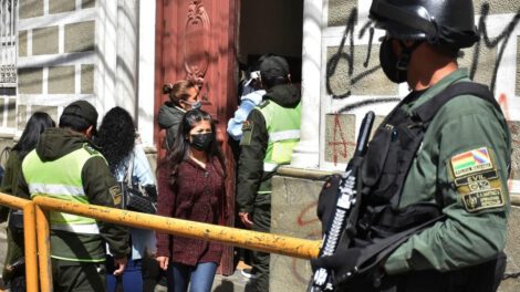 Plan de seguridad escolar implementado por la Policía Boliviana