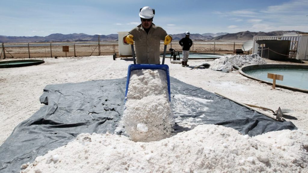 Lithium One Bolivia firma acuerdo para industrializar el litio y ...