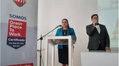 Premio a la Excelencia Periodística en Salud 'Christian Schilling' anunciado por Dunia Vargas