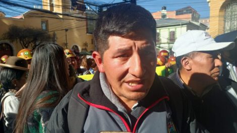 Ley 343 construcción de puentes en Ayopaya