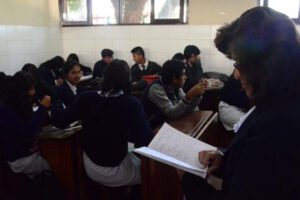 Denuncias a docentes por tareas durante vacaciones invernales