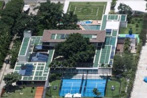 Neymar multado por construir ilegalmente un lago en su mansión