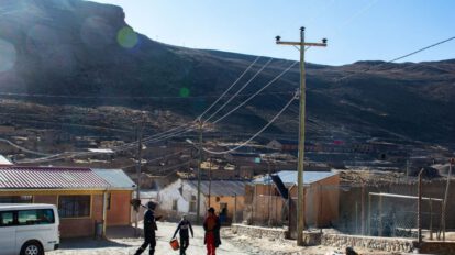 Renovación red eléctrica en Japo