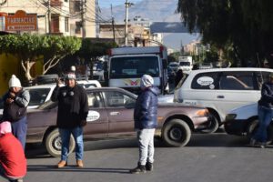 Transporte libre Cochabamba instala puntos de bloqueo