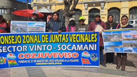 Reubicación de empresas ilegales en Vinto-Socamani