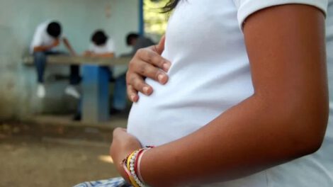 Embarazos en menores en Bolivia