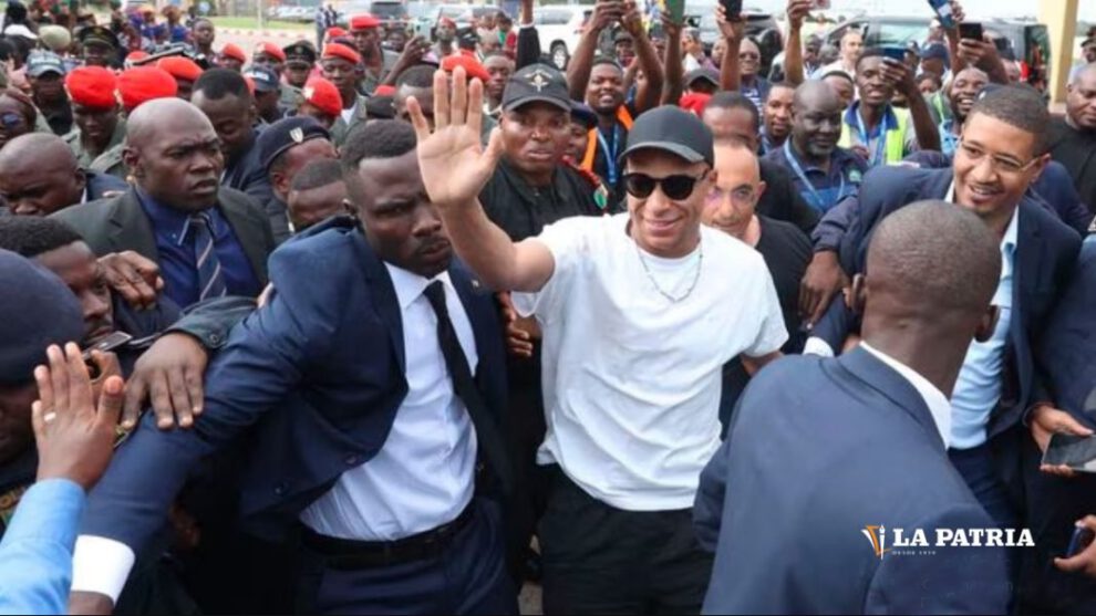 Kylian Mbappé en Camerún