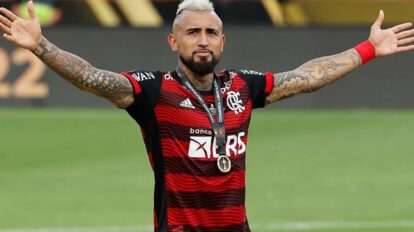 Arturo Vidal refuerzo Paranaense