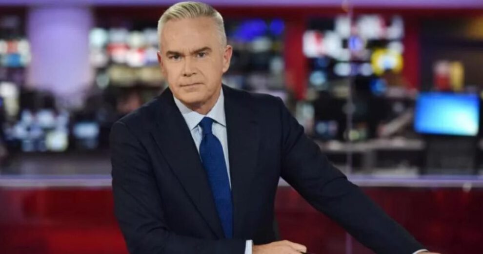 Huw Edwards, el presentador responsable del escándalo en la BBC