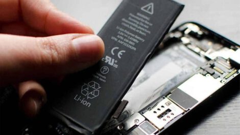La UE exigirá que las baterías de teléfonos y ordenadores sean extraíbles