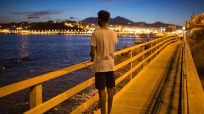 Niños migrantes en el Mediterráneo