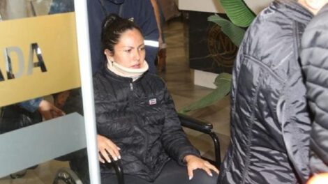 Aprehensión de Yuliana V. A. por agresión a la asambleísta Muriel Cruz