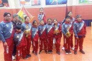 Torneo nacional de tenis de mesa en Oruro