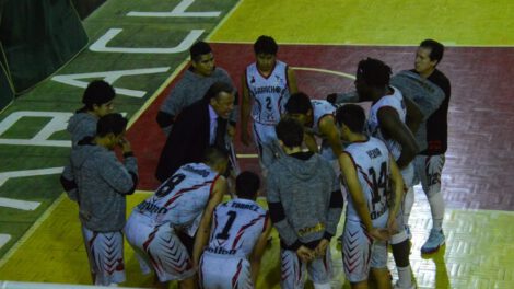 Saracho eliminado de playoffs tras derrota ante Nacional Potosí