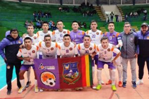 Liga Nacional de Futsal con Agua Santa y Nantes