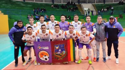 Liga Nacional de Futsal con Agua Santa y Nantes
