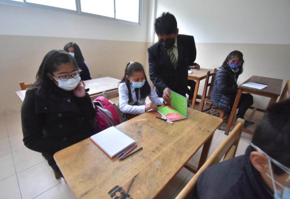 Prevención de violencia en colegios en Oruro