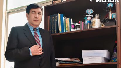 Israel Ramírez Araoz comprometido con la educación y salud en Bolivia
