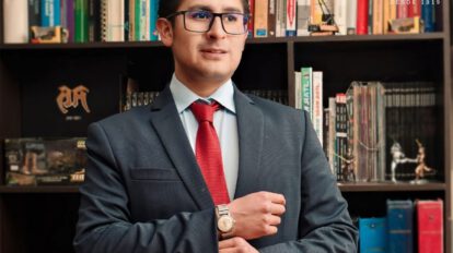 Roger Andres Cortéz Chavez, joven ingeniero civil y ponente en el Congreso Mundial de la Carretera