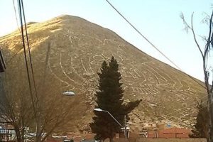 Cerro San Pedro como símbolo de defensa