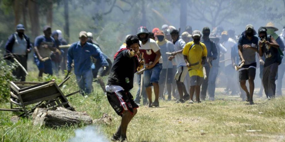 Invasión en parque Lomas de Arena