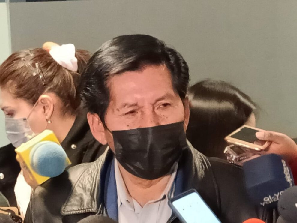 Senador Ajpi respalda el traslado del caso Banco Fassil a La Paz