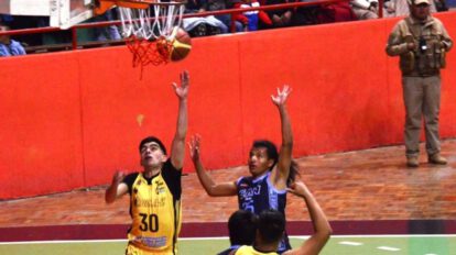 Libobasquet entre CAN y Carl A-Z en el Luis Lazzo Quinteros