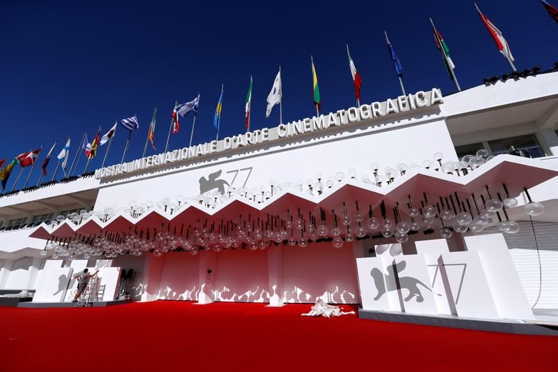 Festival de cine de Venecia presenta variado programa