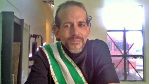 Denuncia vulneraciones contra Camacho
