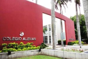 Colegio Alemán de Santa Cruz exige justicia por abuso sexual a menor